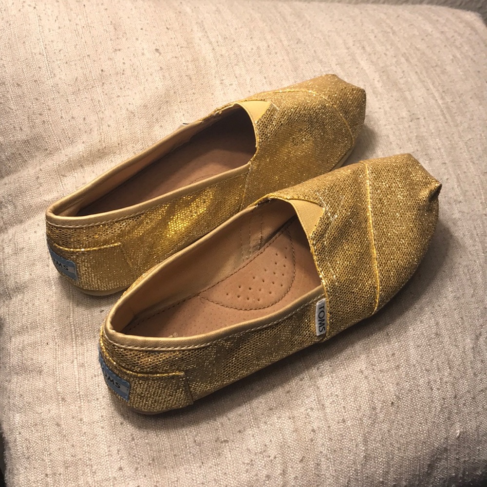 Gold Size 7.5 Toms